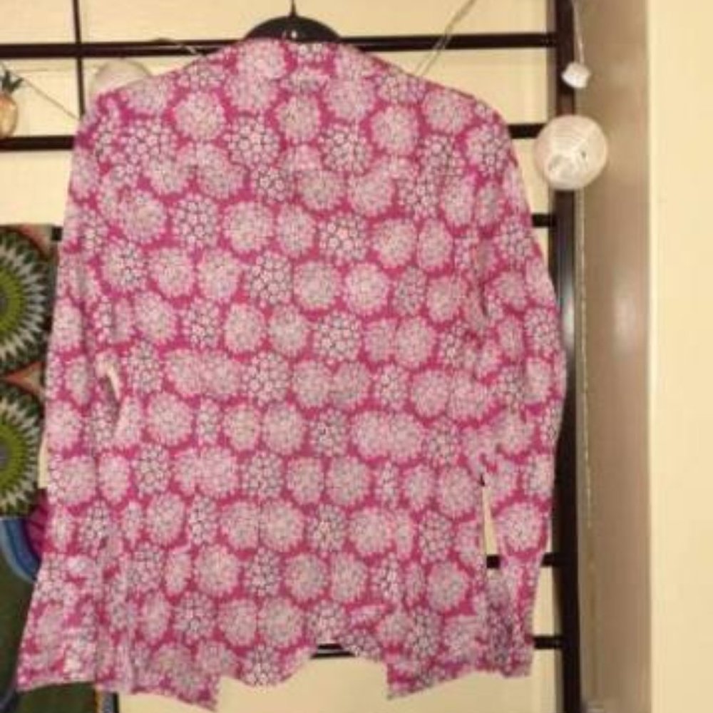 Large Button Down. - image 2